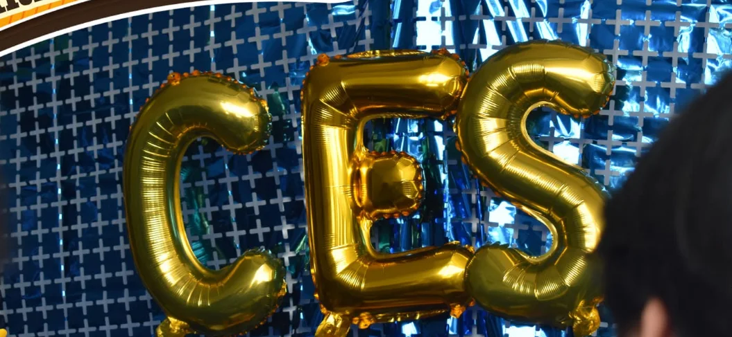 CES balloon display